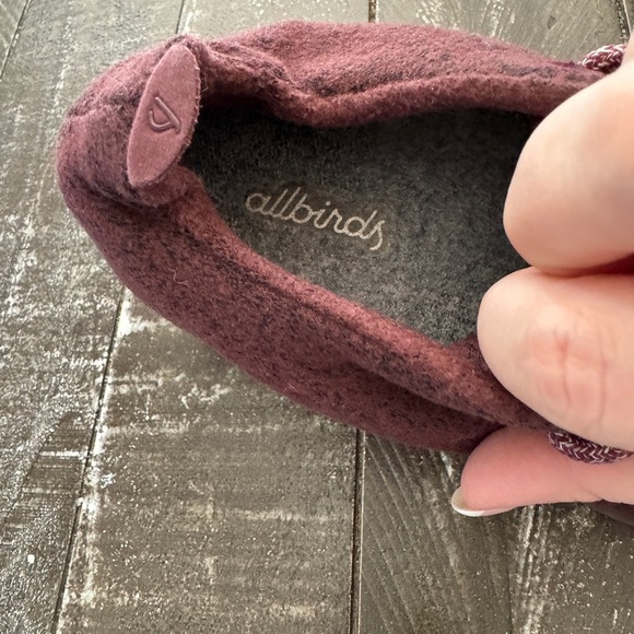 Allbirds Wool Runners Tuke Jam in Burgundy Maroon Comfort Sneakers Size 7 - Picture 4 of 7